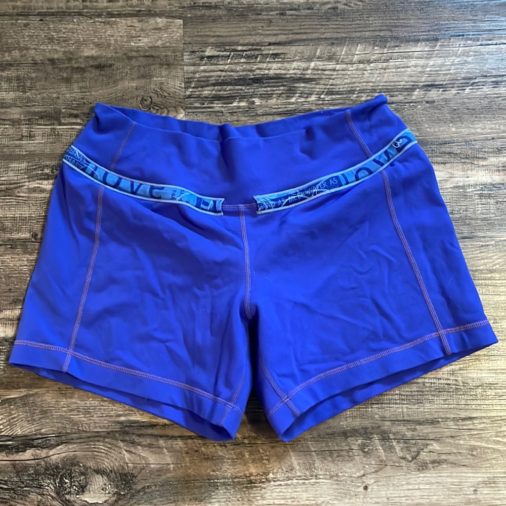 Sz 6 Old School Lululemon Shorts